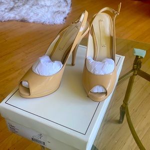 BCBGMAXAZRIA Nude ‘Libby’ Pumps